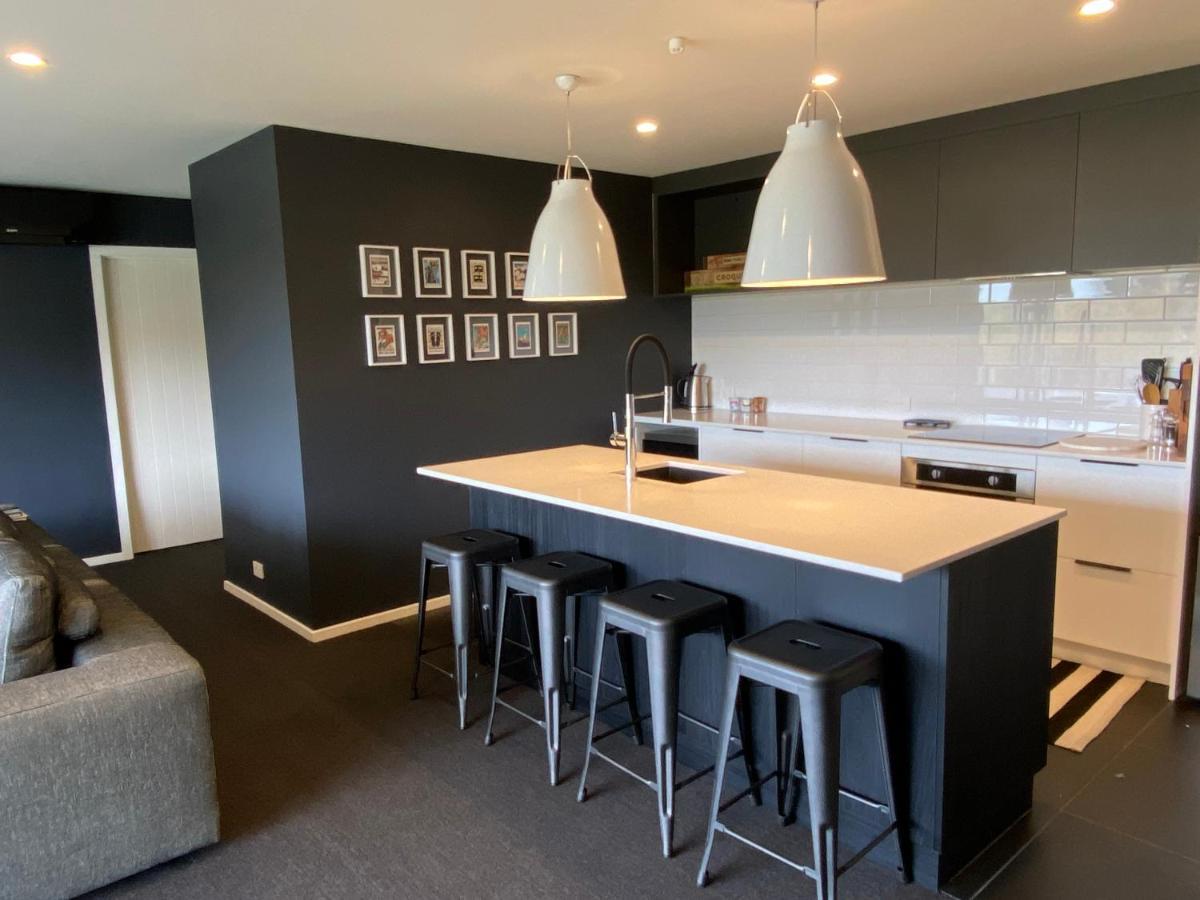 Mountain Vista Retreat - Apartment 2 Twizel Esterno foto